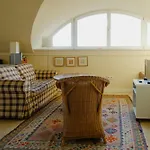 Vakantiehuis Maisonette In Historic