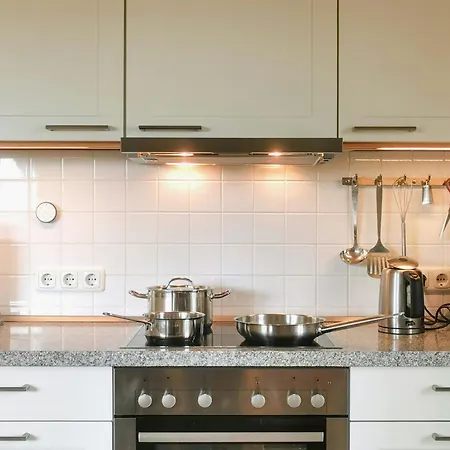 בית נופש Maisonette In Historic Paretz