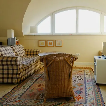 Semesterbostad Maisonette In Historic