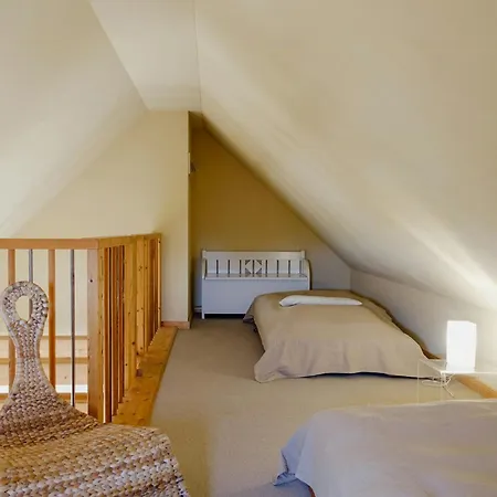 בית נופש Maisonette In Historic Paretz