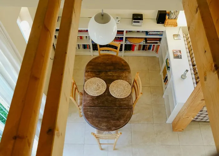 Maisonette In Historic Vakantiehuis *